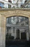 Porte
5 quai d'Anjou
Atget
(Musée Carnavalet)