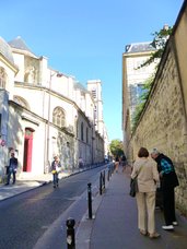 rue de l'Abbe de l'epee and church saint jacques du Haut Pas 