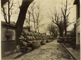 Cour Dessort Bercy wine warehouses Atget