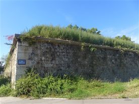 Bastion 1 anciennes fortifications de Thiers rue Robert Etlin
