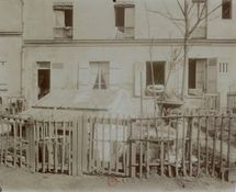 Ancien regard des Marais
41, rue des Solitaires 
Atget 1901
(Musée Carnavalet)
