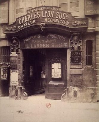 Hôtel des Archevêques de Reims et de Châlons
13, rue Chapon
Atget – 1901
(BnF)

