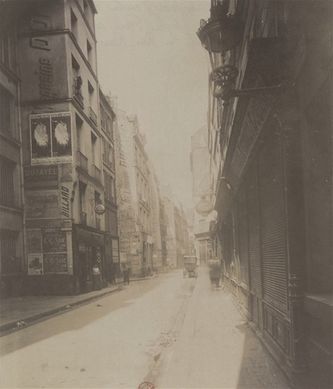 Rue Quincampoix between Rue Rambuteau and Rue aux Ours  -  viewed from Rue Rambuteau 
Atget – 1906/1907
(BnF)