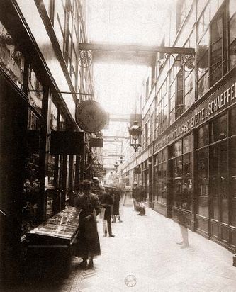 Passage du Grand-Cerf
145, rue Saint-Denis
Atget – 1909
(BnF)