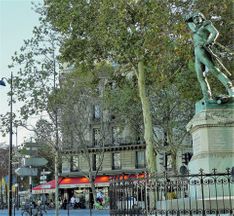 Avenue de l'Observatoire Statue Marshal Ney