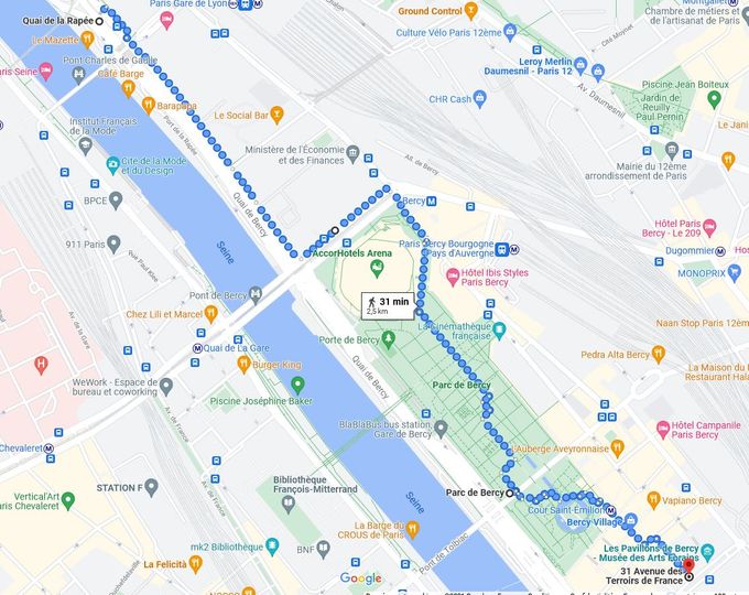 Stroll in Paris district Bercy detailed map itinerary