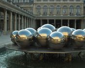 Palais Royal Pol Bury's fountains